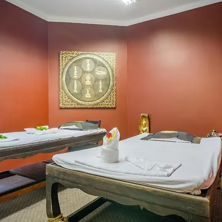 Anglický Dvůr Hotel