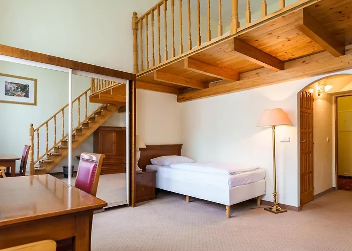Hotel Anglicky Dvur 4*