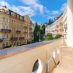 Hotel Anglicky Dvur 4*