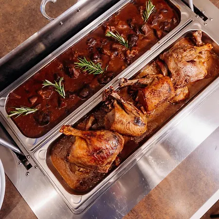 Anglicky Dvur Отель 4*