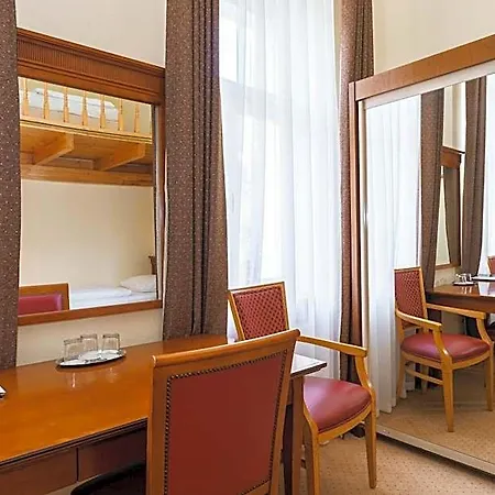 Anglicky Dvur Hotel Karlovy Vary