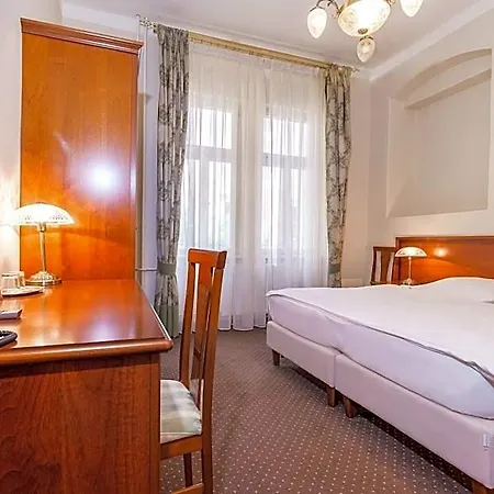 Otel Anglicky Dvur Karlovy Vary