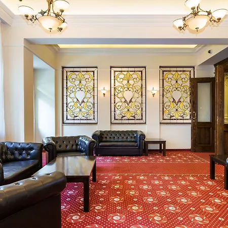 Anglicky Dvur Hotel